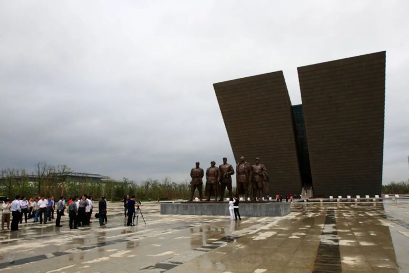 鉴往知来——随着总书记学历史丨总书记旅行这个纪念馆，，，，，有何启示？？？？？